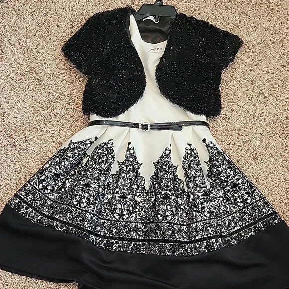 Black and white formal dress - Picture 2 of 13